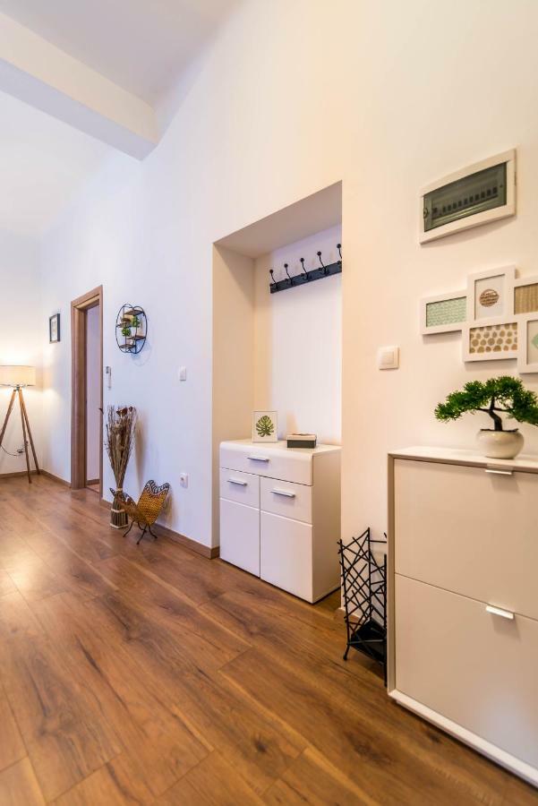 Center Apartment