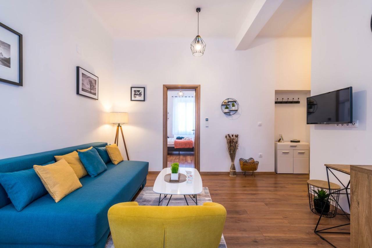 Apartment Center *