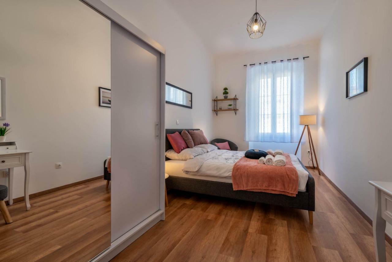 Apartment Center *